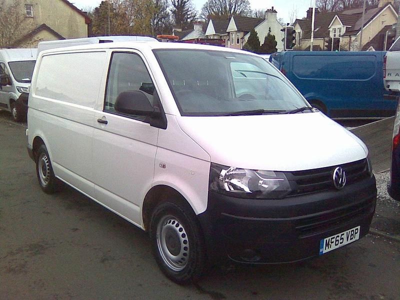 Usado VW Transporter Startline 140 HP (102 kW) 2015 Branco Van