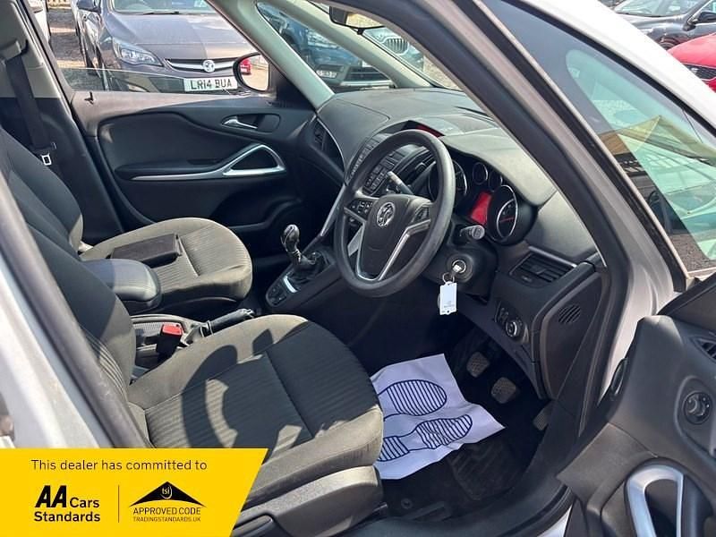 Used Vauxhall Zafira 2013 Silver MPV