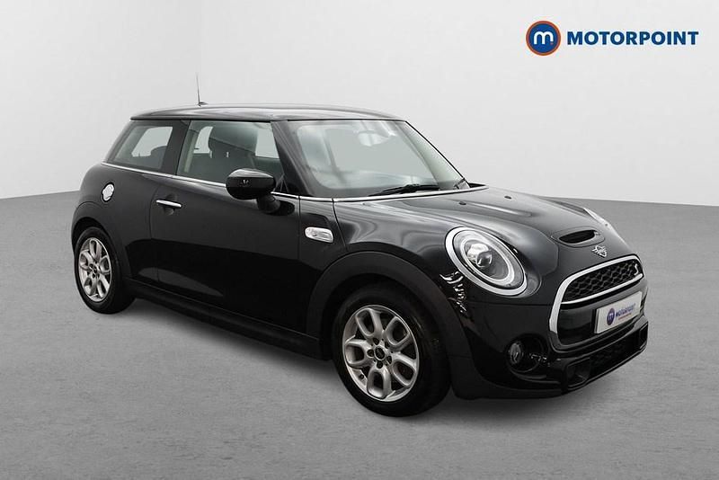 Black Used 2019 Mini Cooper S Classic Hatchback | £13,649 (Good price) - Image 1/4