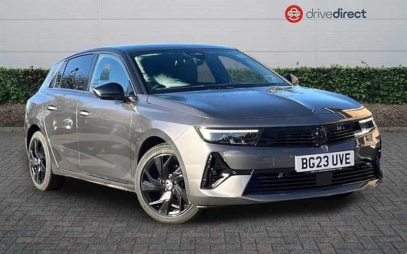 Used 2025 Vauxhall Astra Hatchback | £17,300 (Super price) - Image 1/4