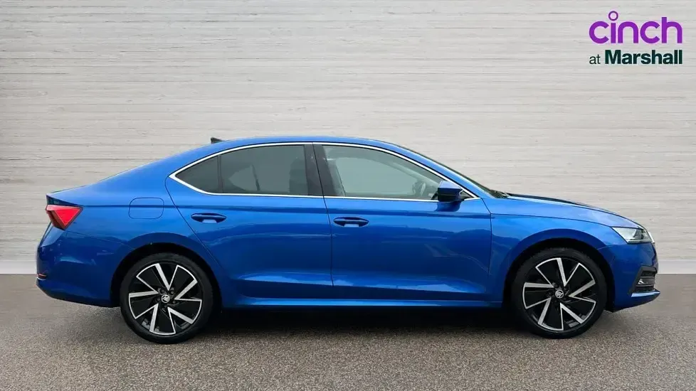 Used Skoda Octavia SE L 204 HP (150 kW) 2021 Blue