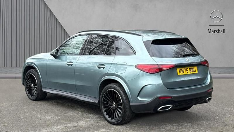 Used Mercedes GLC300e Urban 313 HP (230 kW) 2025 Verde silver metallic
