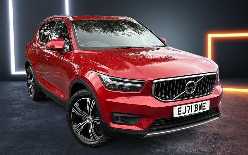Used 2022 Volvo XC40 Inscription SUV | £25,000 (Fair price) - Image 1/4