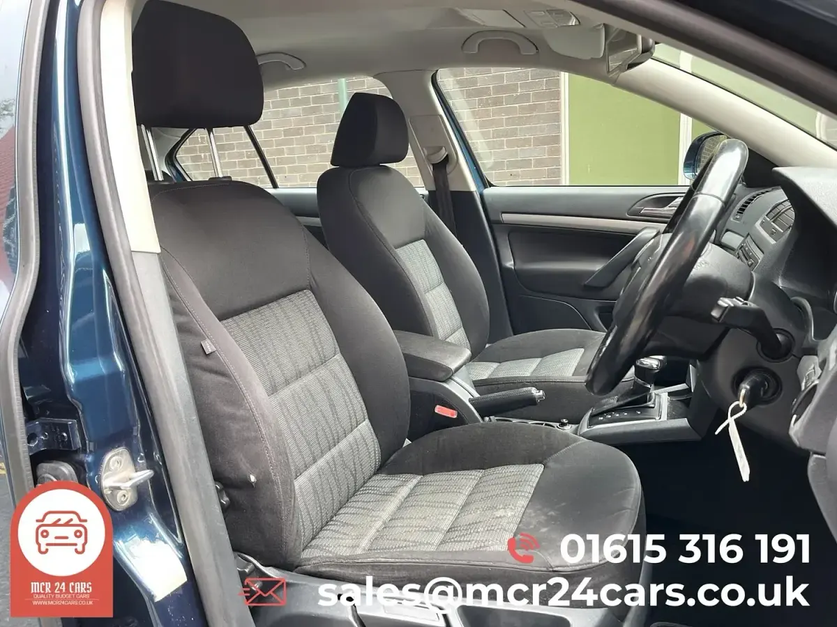 Used Skoda Octavia Elegance 2012 Blue Hatchback