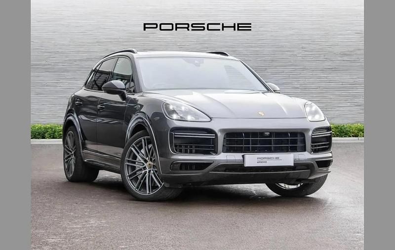 Used Porsche Cayenne Turbo 542 HP (398 kW) 2019 Grey SUV
