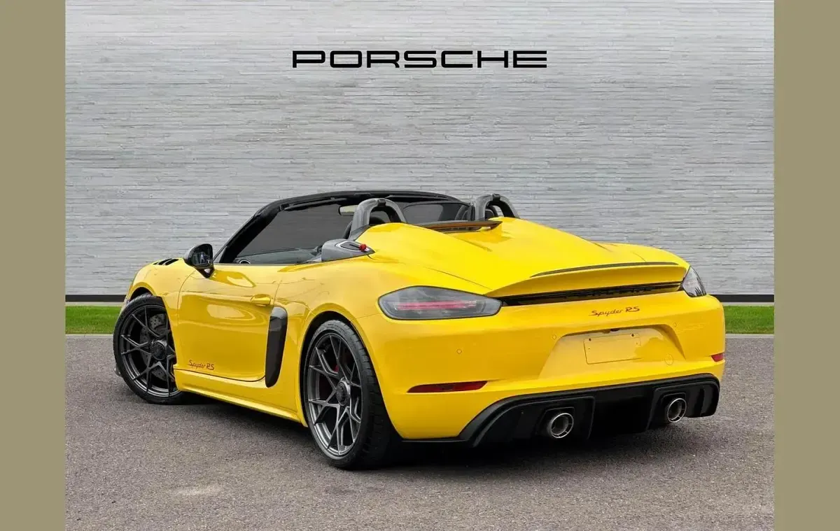 New Porsche 718 500 HP (367 kW) 2025 Yellow Cabriolet