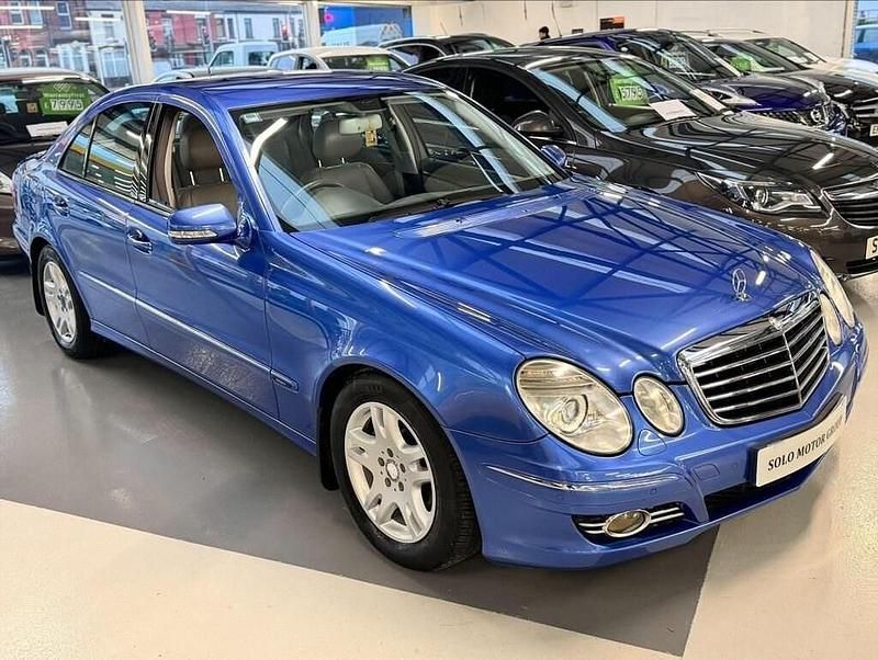 Used Mercedes E220 Avantgarde 170 HP (125 kW) 2007 Blue Sedan