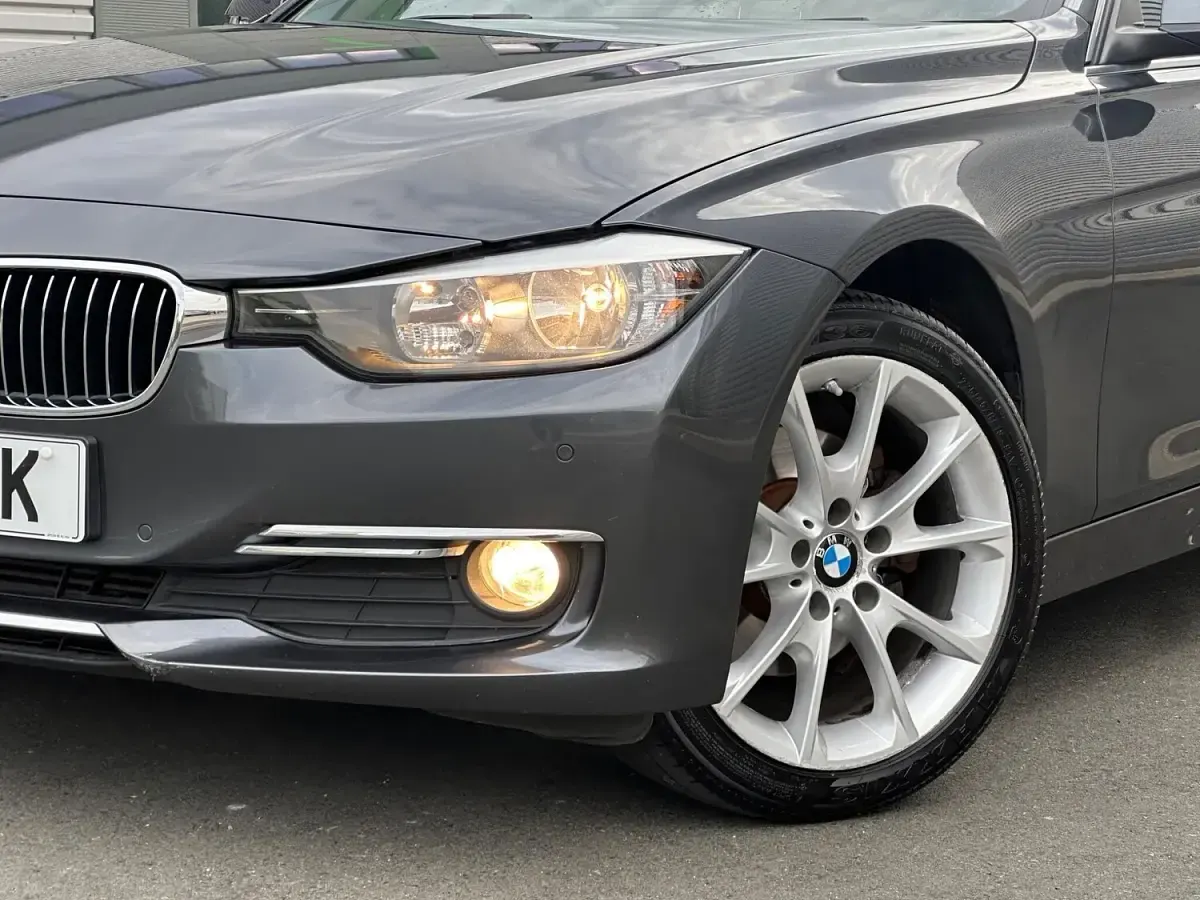 Used BMW 320 Luxury Line 184 HP (135 kW) 2014 Grey Sedan