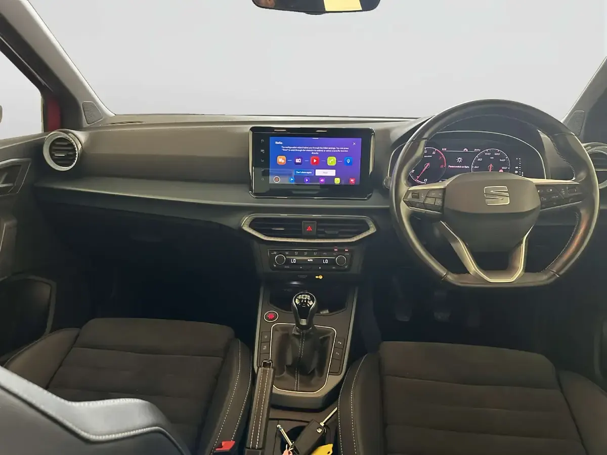 Used Seat Arona Xperience Lux 110 HP (80 kW) 2022 Red SUV