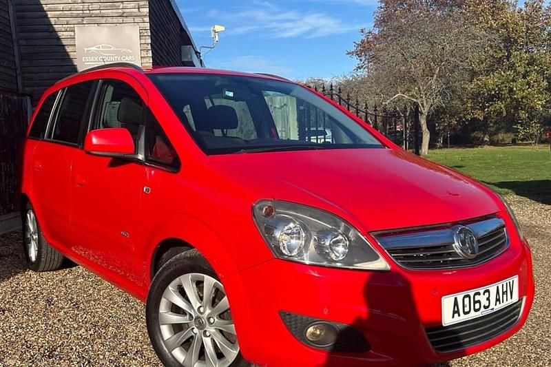 Used 2013 Vauxhall Zafira Design Edition | £2,995 (Fair price) - Image 1/1