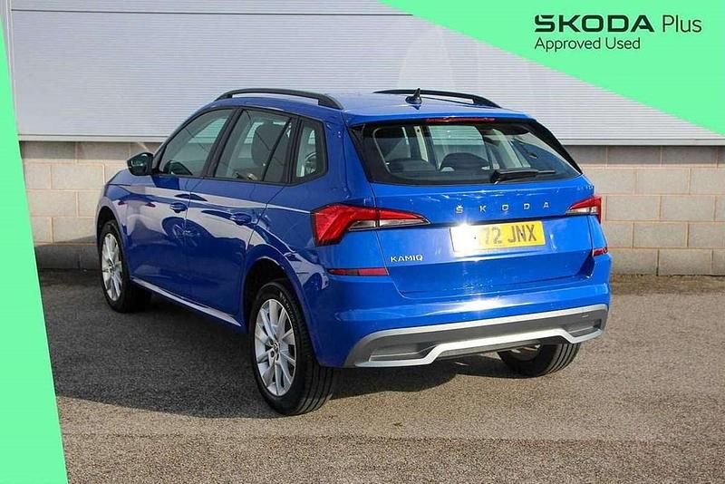 Used Skoda Kamiq SE 94 HP (69 kW) 2022 Energy blue SUV