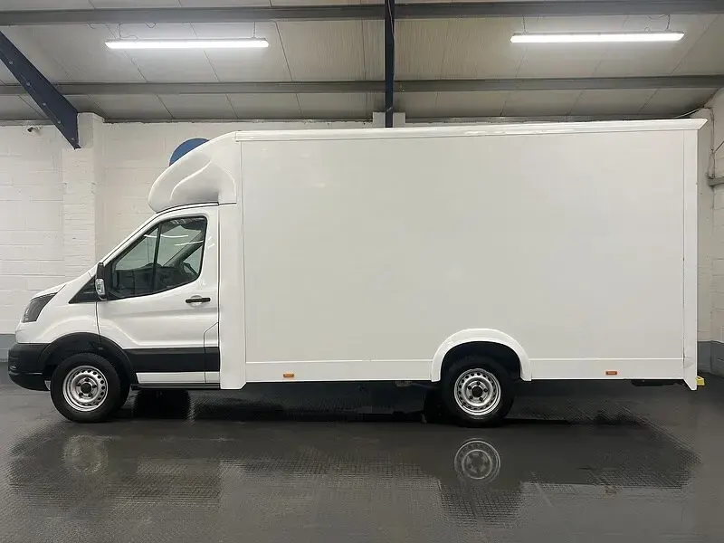 Used Ford Transit 130 HP (95 kW) 2022 White Cabriolet