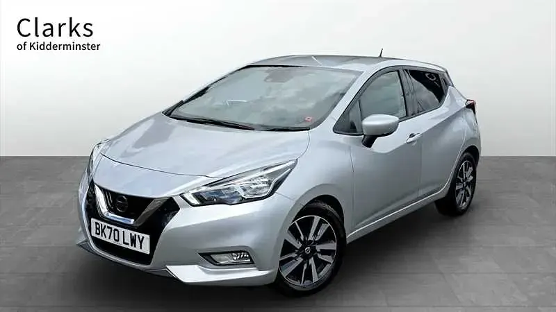 Used Nissan Micra Tekna 100 HP (73 kW) 2020 Silver Hatchback