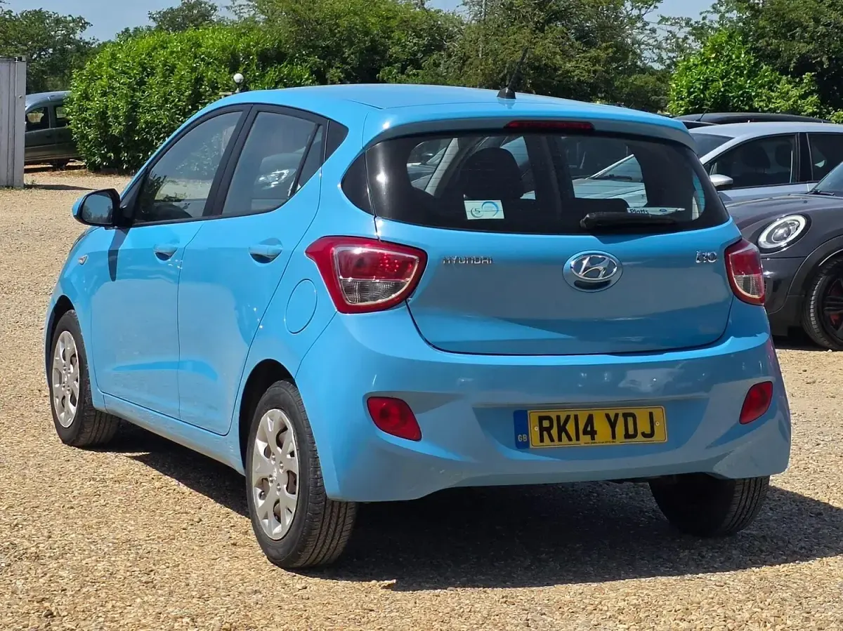 Used Hyundai i10 SE 2014 Blue Hatchback