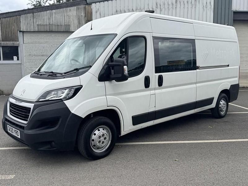 Used Peugeot Boxer Business-Line 130 HP (95 kW) 2020 White Van