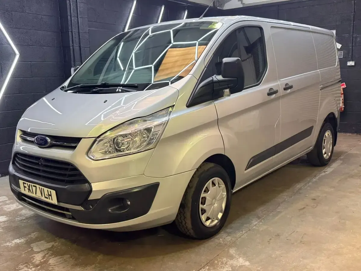 Used Ford Transit Custom Trend 130 HP (95 kW) 2017 Silver Van