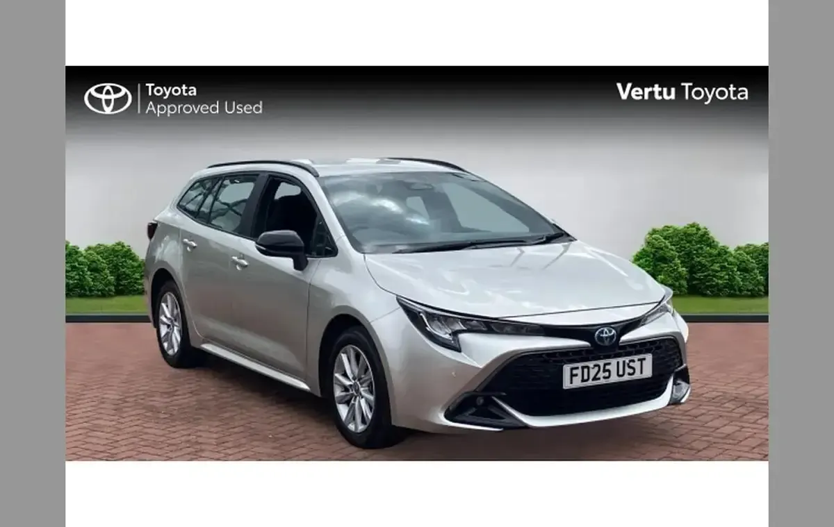 Used Toyota Corolla 140 HP (102 kW) 2025 Estate