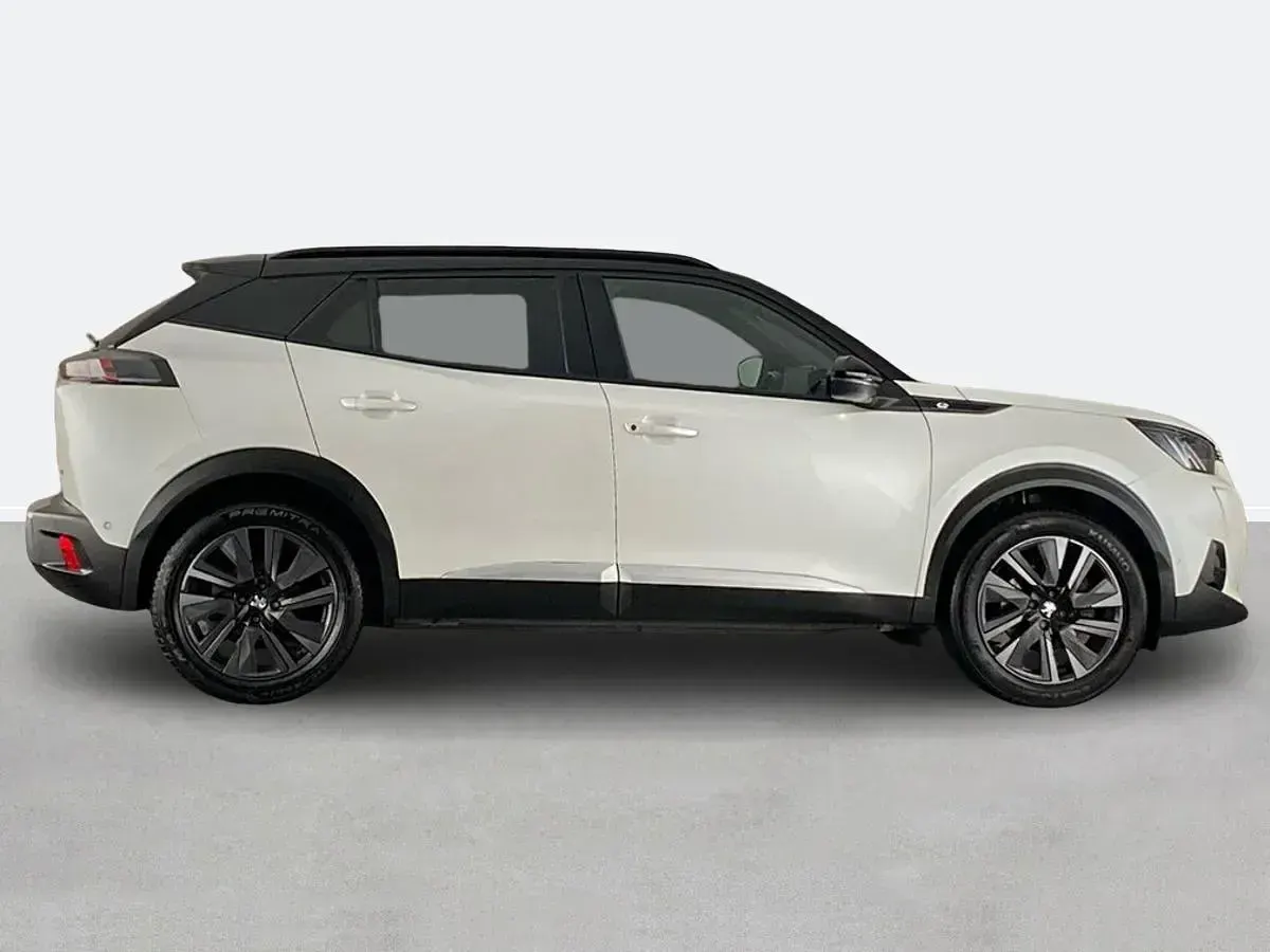 Used Peugeot e-2008 Premium 100 kW (136 HP) 2021 White SUV
