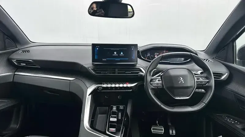 Used Peugeot 3008 Allure 131 HP (96 kW) 2023 Grey SUV