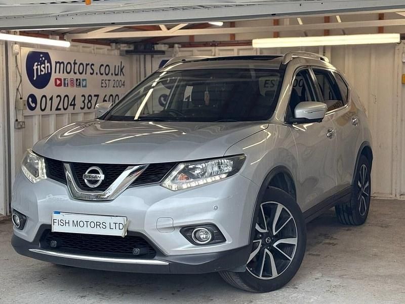 Silver Used 2015 Nissan X-Trail 360º SUV | £6,690 (Fair price) - Image 1/3