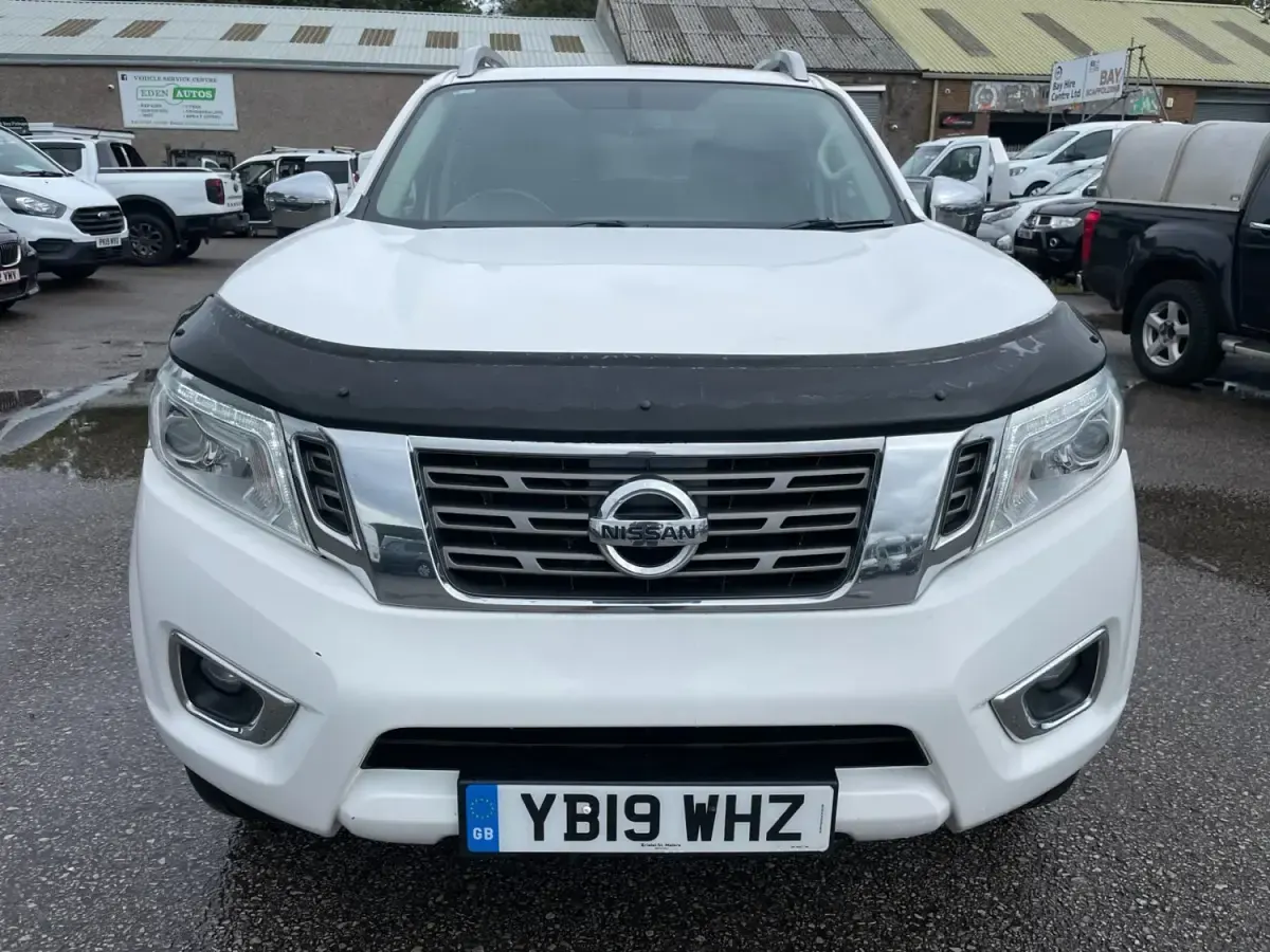 Begagnad Nissan Navara Tekna 190 HK (139 kW) 2019 Vit Pickup