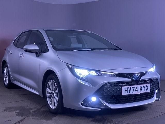 Used Toyota Corolla 140 HP (102 kW) 2024 Silver Hatchback
