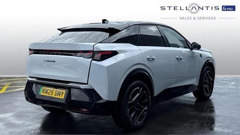 Used Peugeot e-3008 GT 152 kW (207 HP) 2025 White SUV