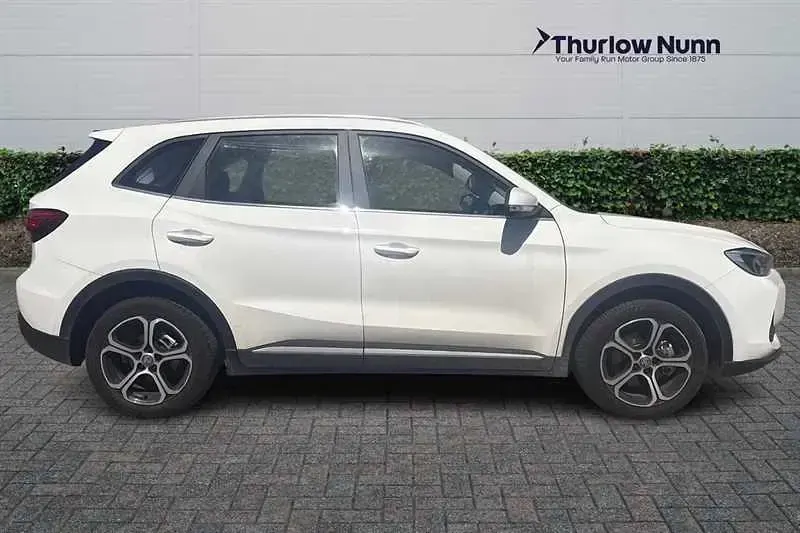 Used MG ZS SE 196 HP (144 kW) 2025 White SUV