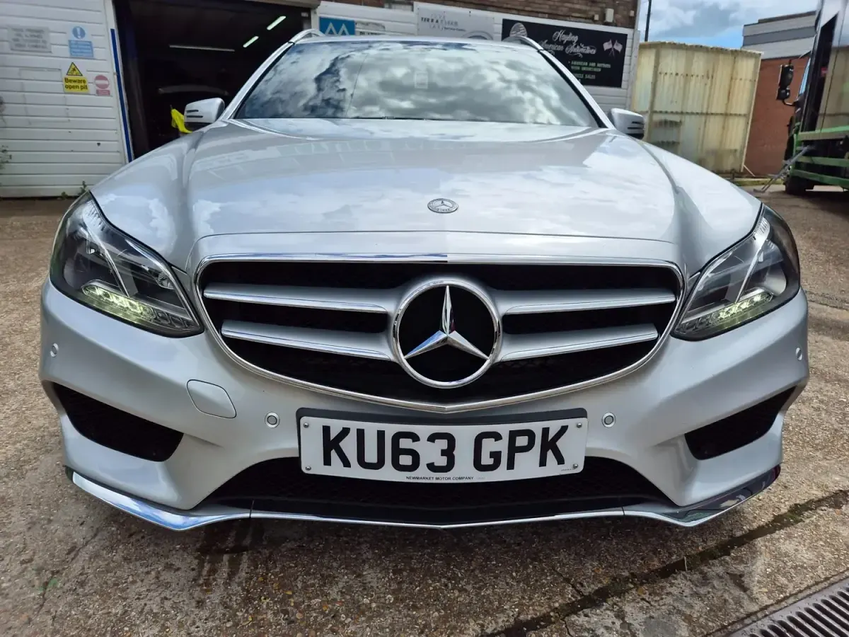 Używany Mercedes E350 AMG 2013 Srebrny Kombi