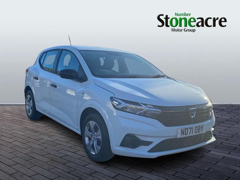 White Used 2021 Dacia Sandero Essentiel Hatchback | £8,713 (Good price) - Image 1/4