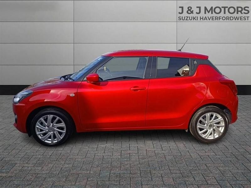 Used Suzuki Swift SZ-T 83 HP (61 kW) 2023 Red Hatchback