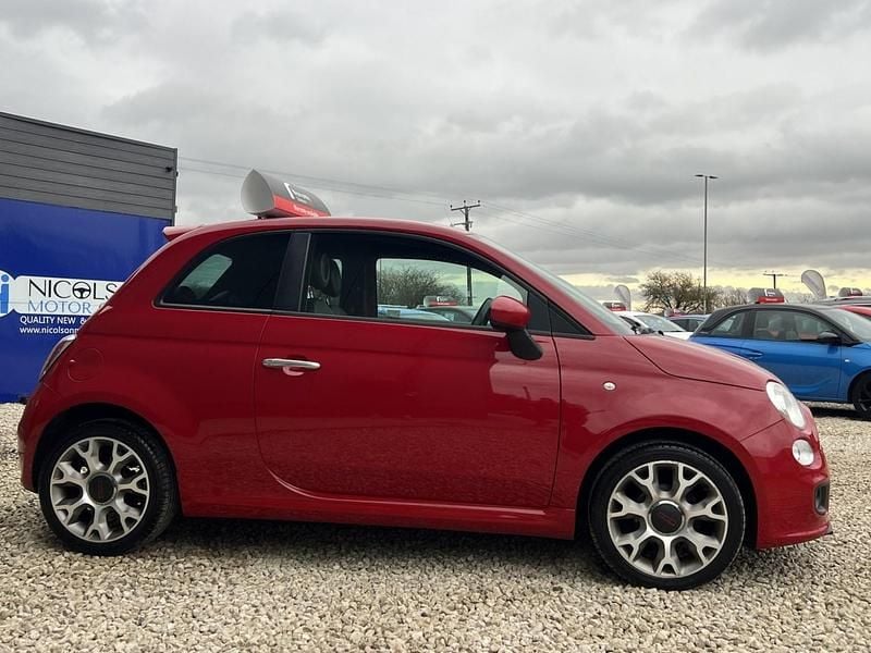 Used Fiat 500 S 69 HP (50 kW) 2015 Red Hatchback