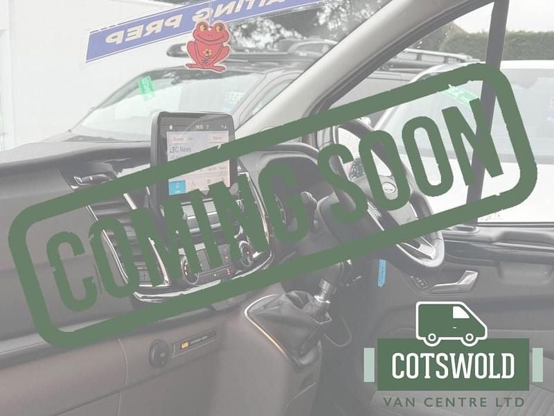 Used Ford Transit Custom Limited 130 HP (95 kW) 2023 White Van