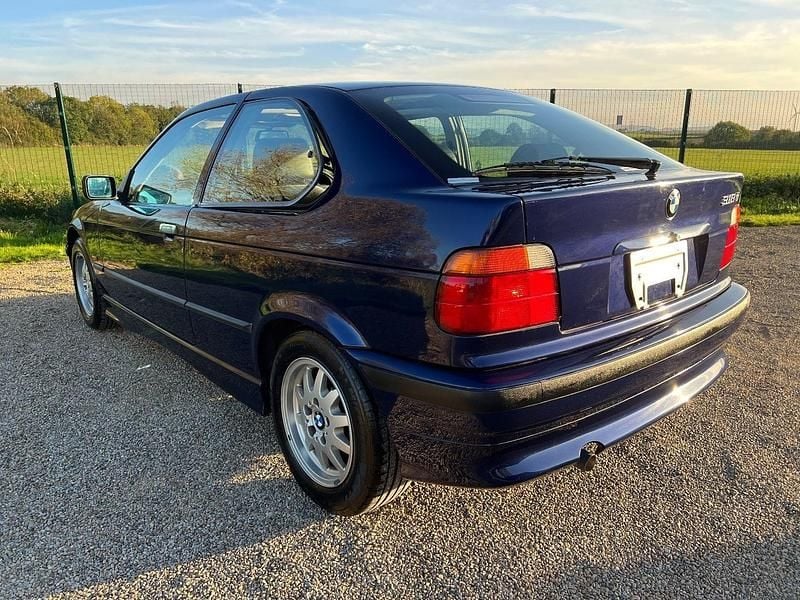 Used BMW 318 Compact 1998 Blue Hatchback