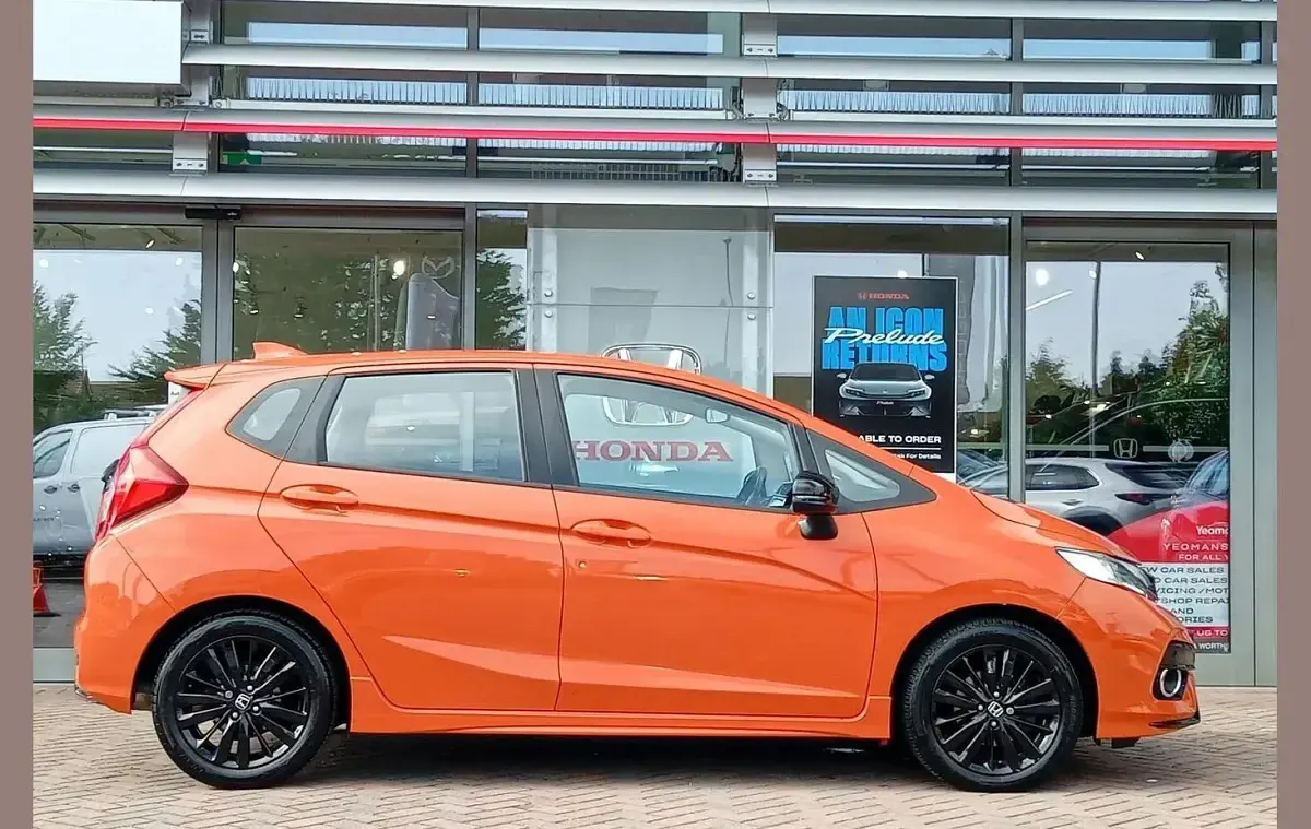 Used Honda Jazz Sport 130 HP (95 kW) 2018 Orange Hatchback