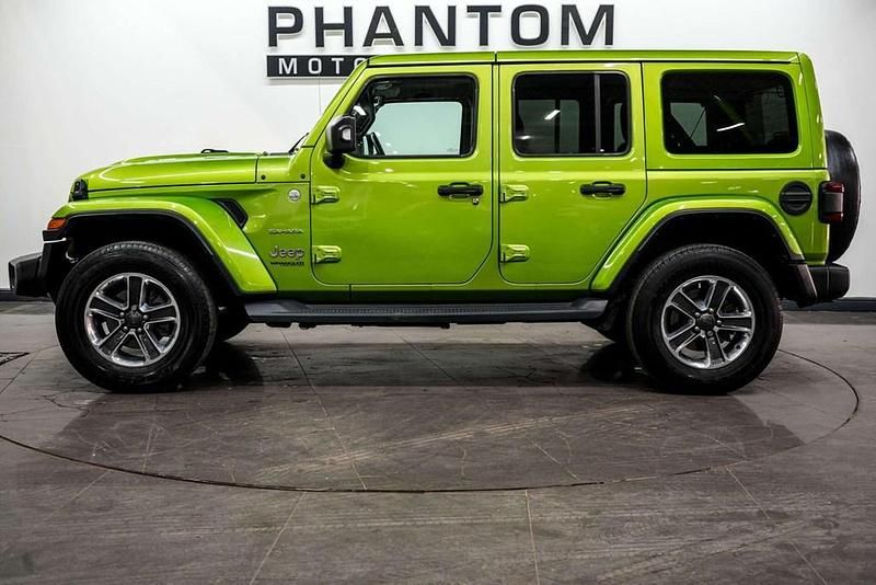 Usado Jeep Wrangler Sahara 270 HP (198 kW) 2019 Verde SUV