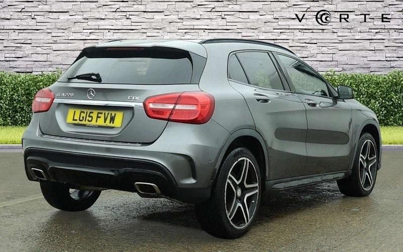 Used Mercedes GLA220 AMG Line Premium 170 HP (125 kW) 2015 Grey SUV