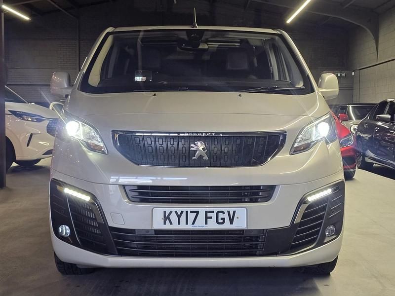 Used Peugeot Traveller Allure 2017 Beige MPV