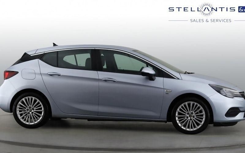 Begagnad Vauxhall Astra Elite 145 HK (106 kW) 2020 Grå Halvkombi