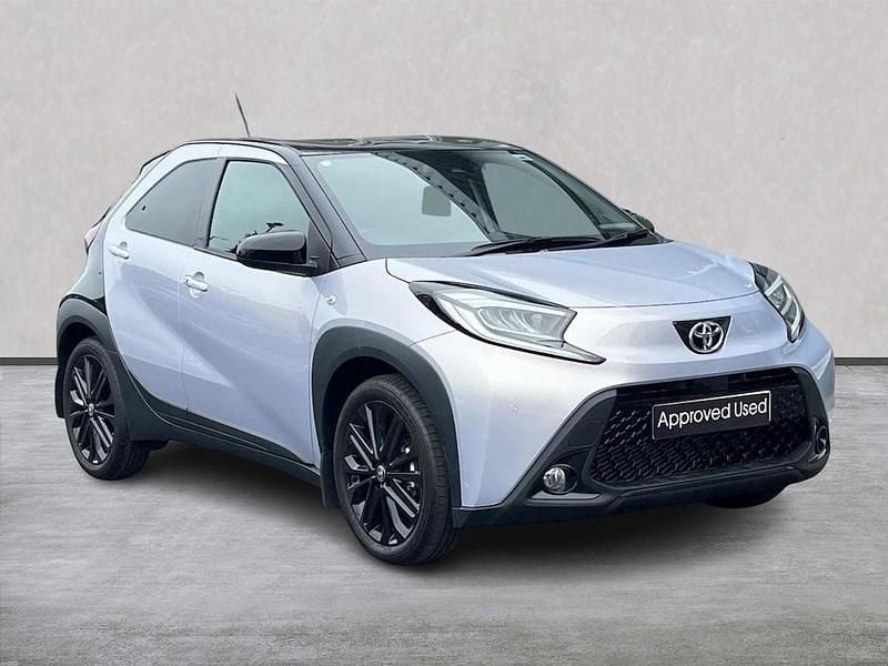 Silver Used 2025 Toyota Aygo Edition Hatchback | £17,699 (Expensive) - Image 1/4