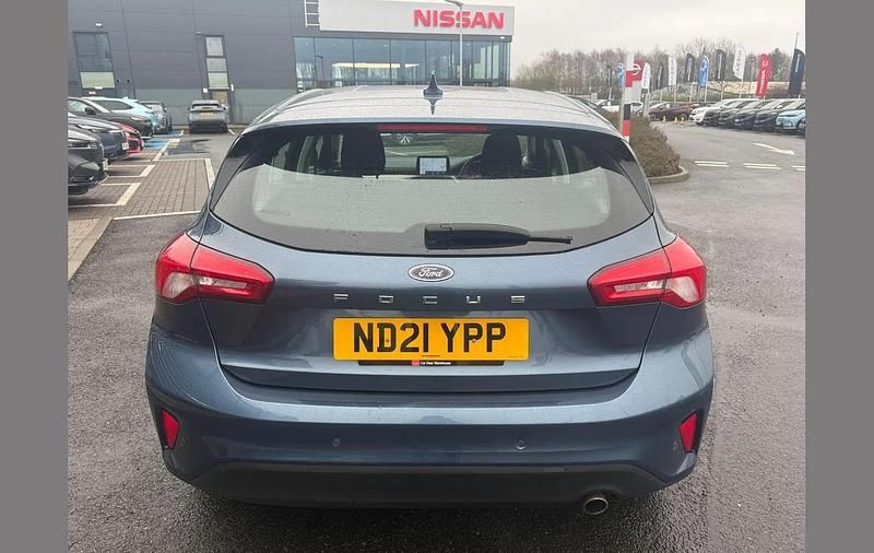 Used Ford Focus Titanium 117 HP (86 kW) 2021 Blue Hatchback