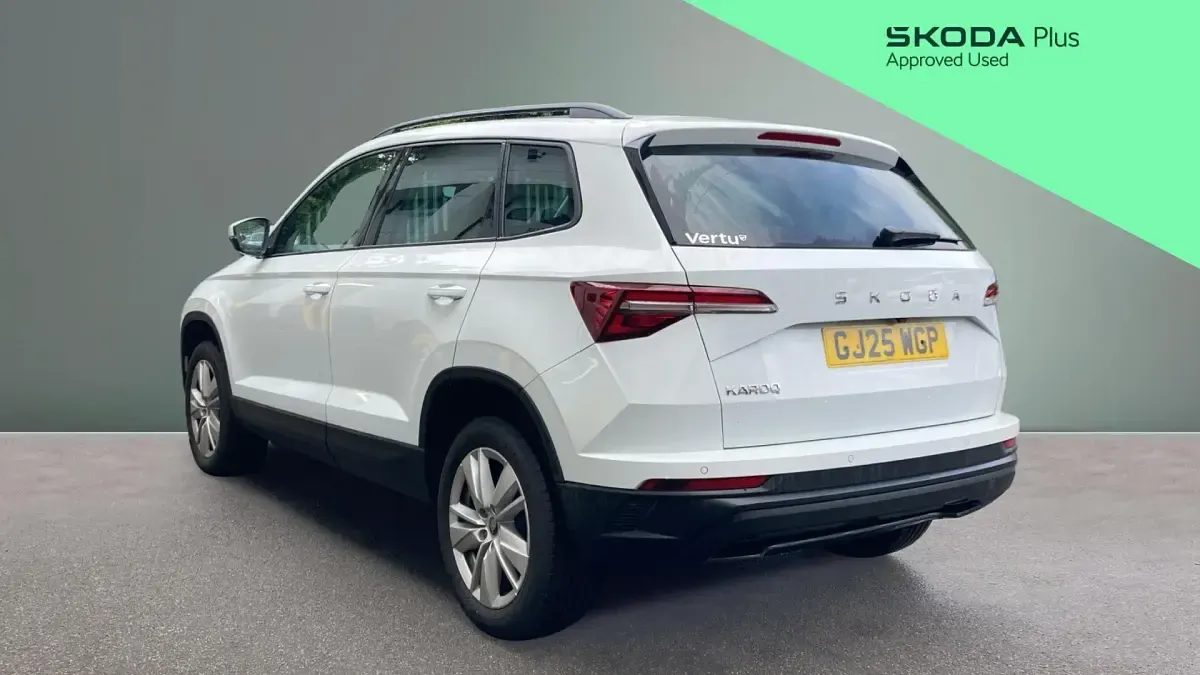 Used Skoda Karoq SE 116 HP (85 kW) 2025 White SUV