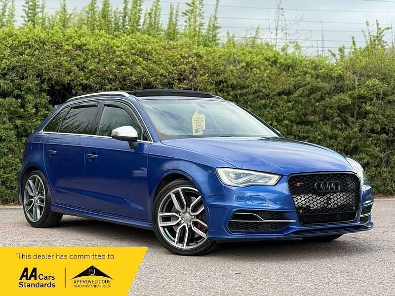 Begagnad Audi S3 Sportback Advanced 300 HK (220 kW) 2015 Blå Halvkombi