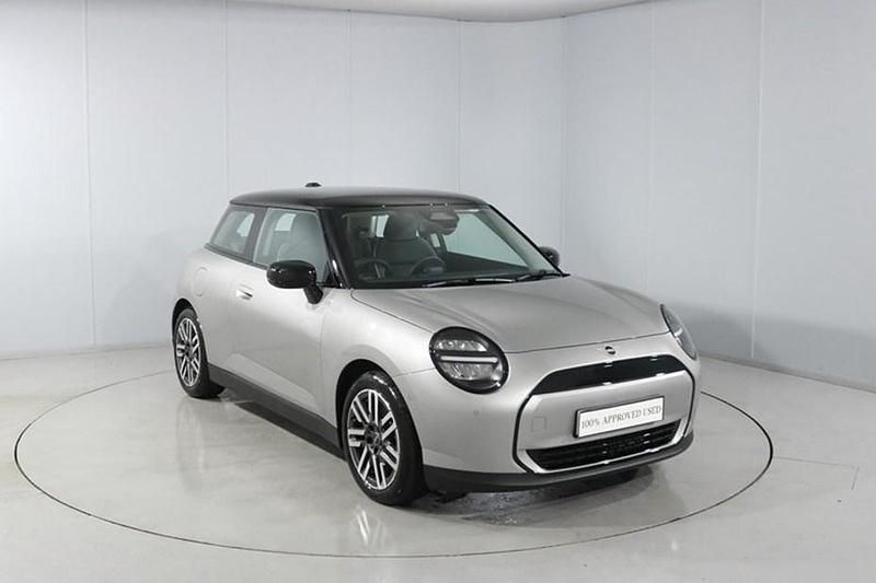 Ny Mini Cooper Classic 135 kW (184 HK) 2025 Halvkombi