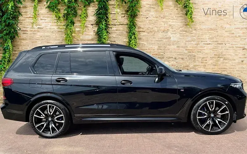 Used BMW X7 M Sport 340 HP (250 kW) 2021 Black SUV