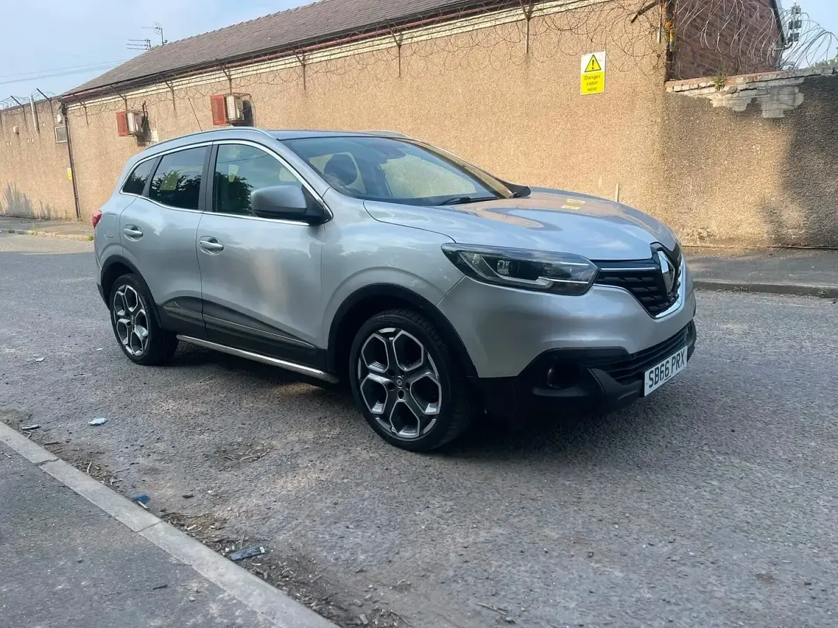 Used Renault Kadjar Dynamique 110 HP (80 kW) 2016 Silver SUV
