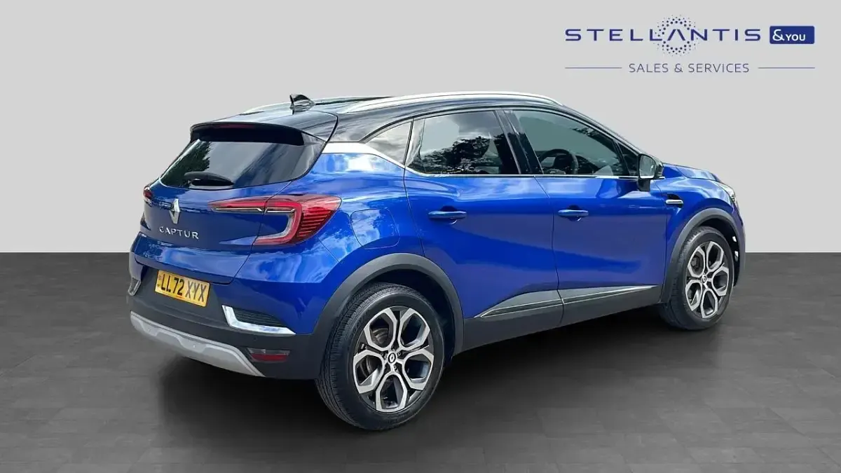 Used Renault Captur Techno 136 HP (100 kW) 2023 Blue SUV