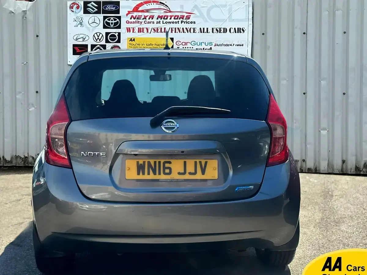 Used Nissan Note Tekna 90 HP (66 kW) 2016 Grey Hatchback