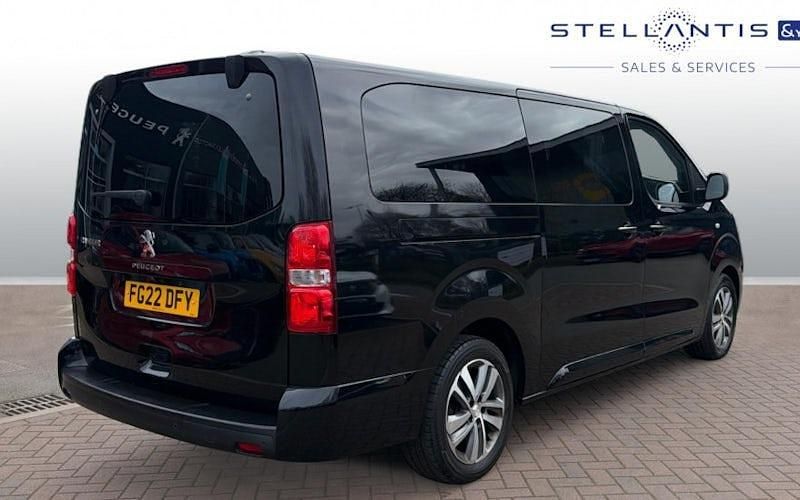 Used Peugeot Traveller Allure 177 HP (130 kW) 2022 Black MPV