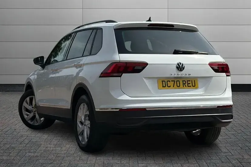 Used VW Tiguan Life 150 HP (110 kW) 2021 White SUV